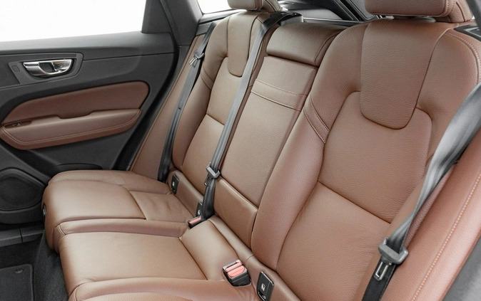 Volvo XC 60 cena 189850 przebieg: 46201, rok produkcji 2021 z Racibórz małe 704